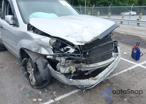 2004 Honda Pilot Ex-L z USA, uszkodzony, nr VIN 2HKYF18554H605275